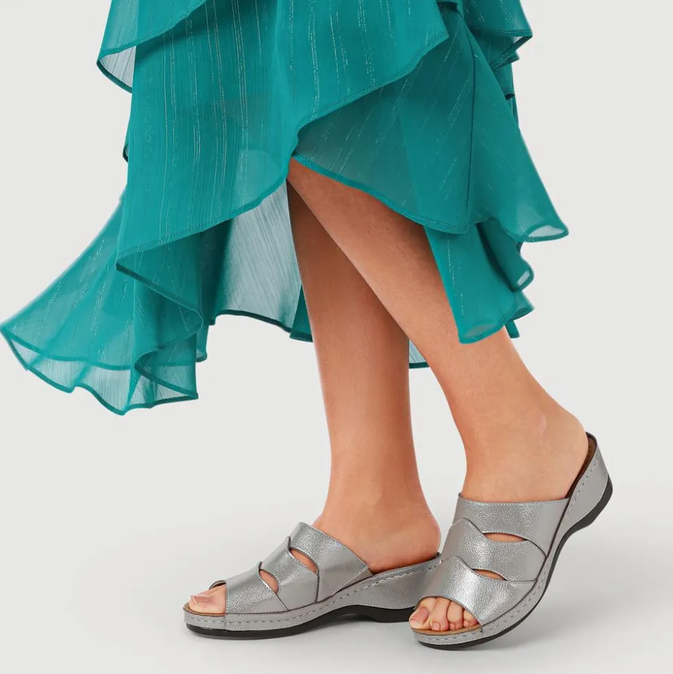 Lightweight Cushioned Mules - Metallic