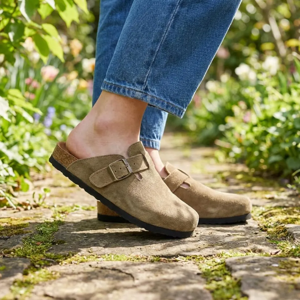 Lightweight Leather Clogs - Khaki