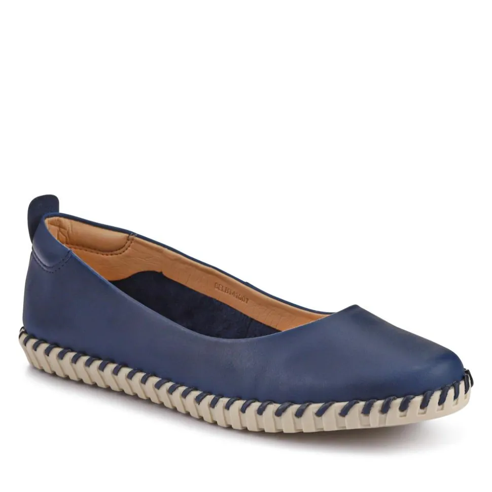 Lightweight Leather Pumps - Navy