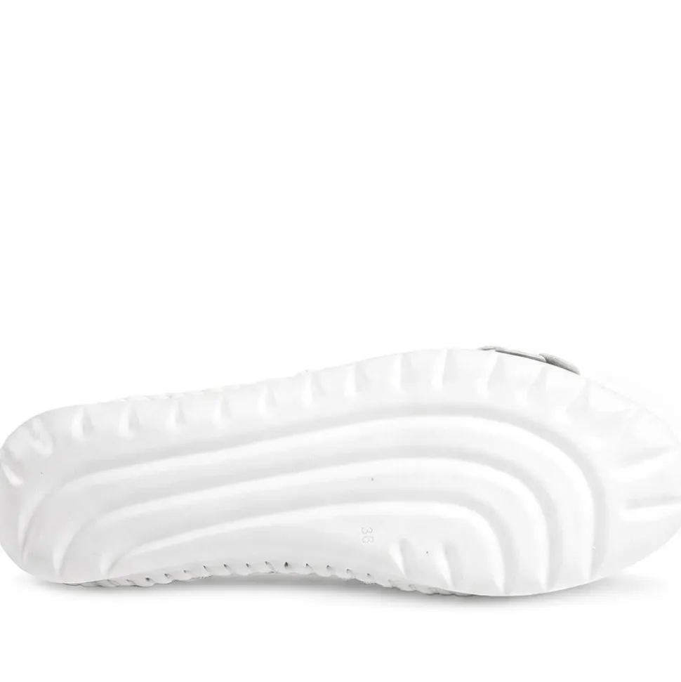 Lightweight Leather Pumps - White