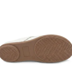 Lightweight Toe Post Sandals - White