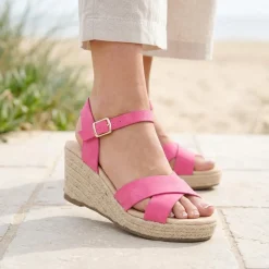 Lightweight Wedge Espadrilles - Pink