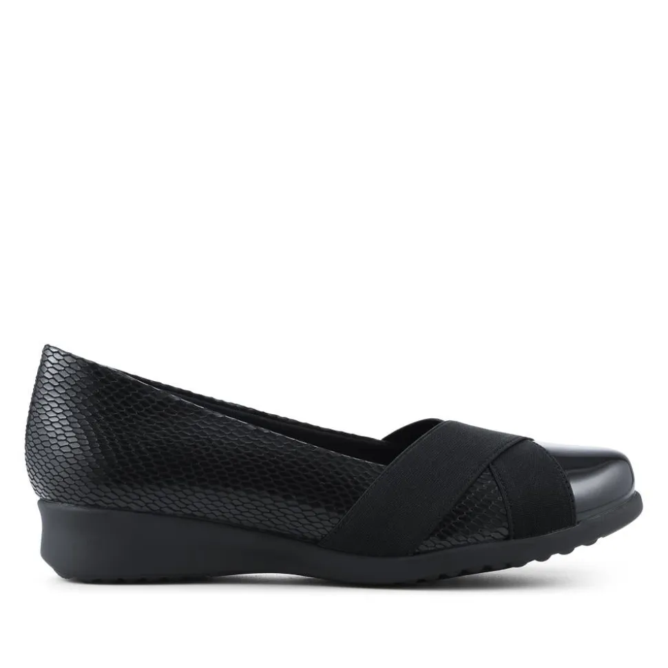 Lightweight Wedge Heel Slip On Shoes - Black-Black Patent