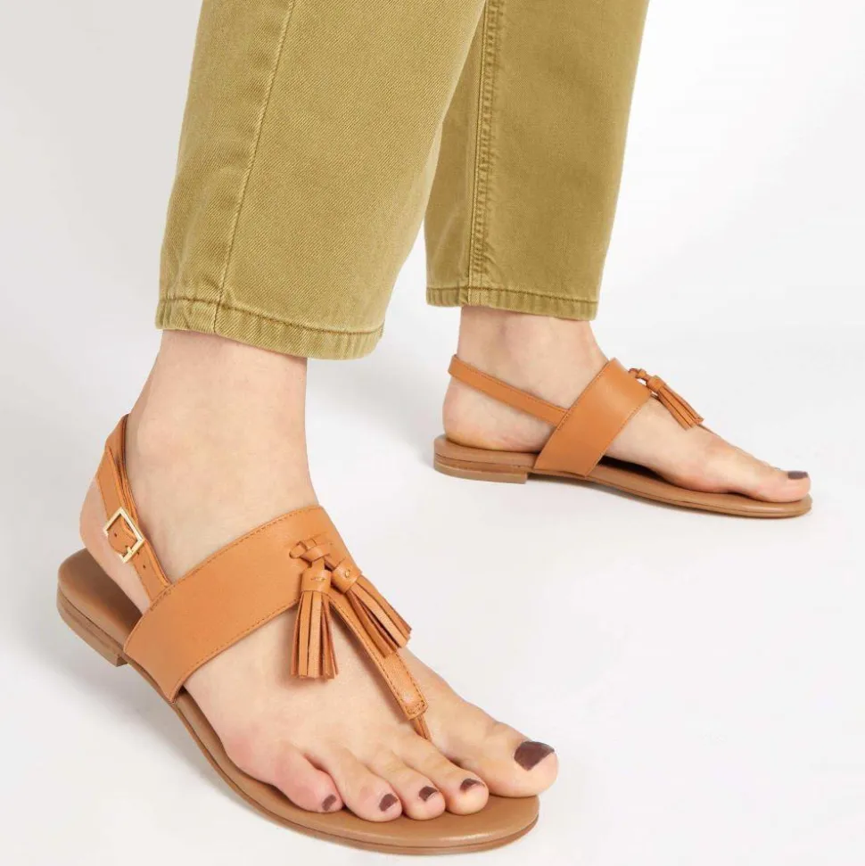 Lizabeth Leather Thong Sandals - Tan