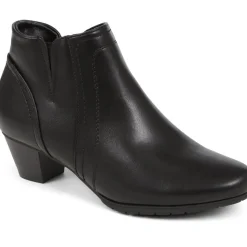 Low Heel Ankle Boots - Black