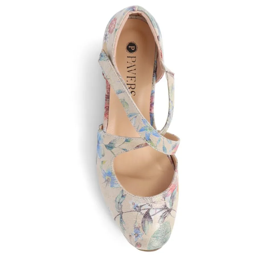 Low-Heeled Court Shoes - Floral