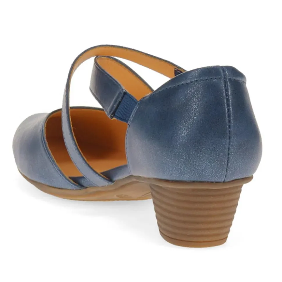 Low-Heeled Court Shoes - Navy