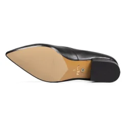 Lux Comfort Courts - Black Leather