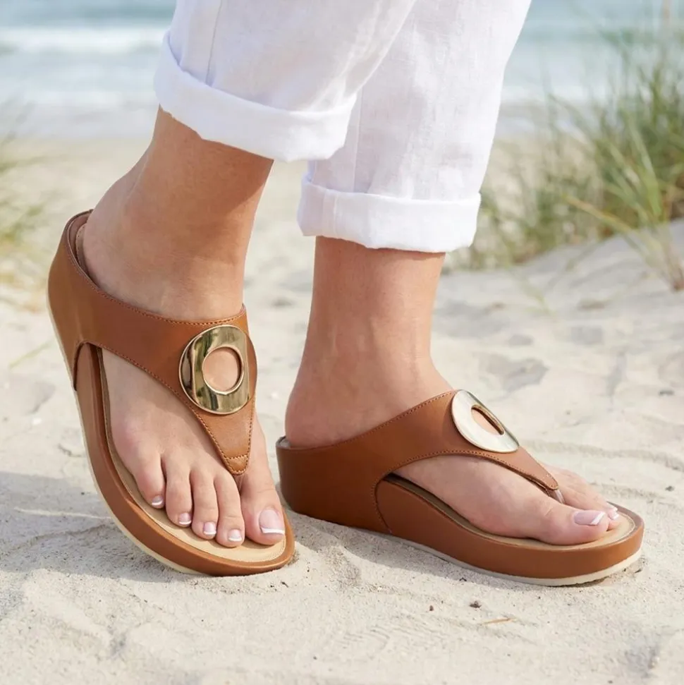 Metallic Toe Post Sandals - Tan