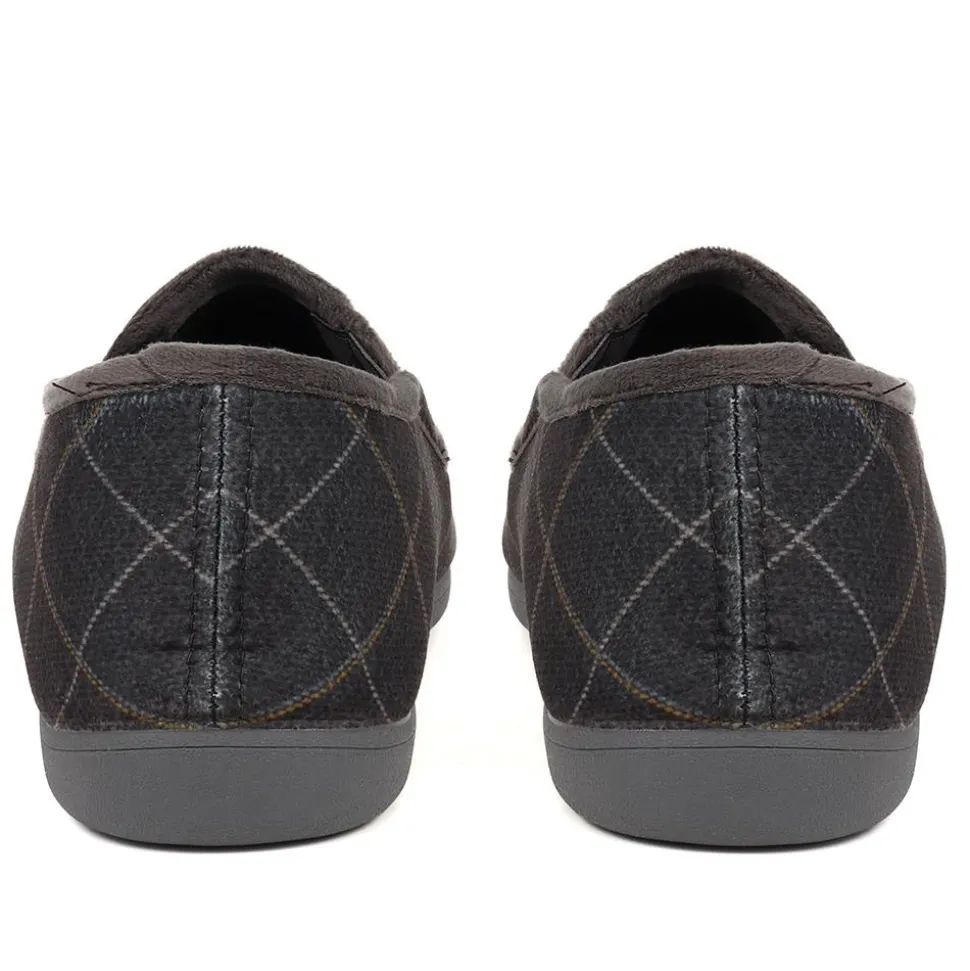 Novelty Dog Slippers - Grey Multi