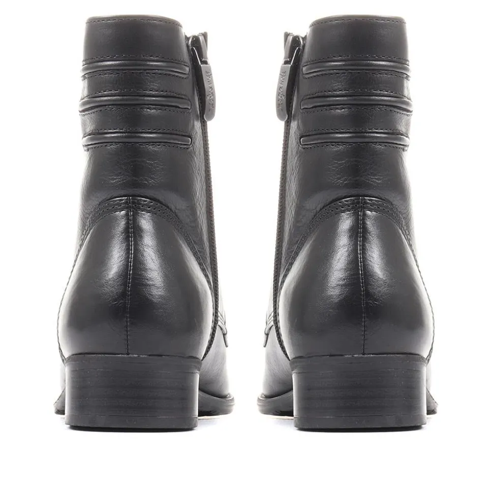 Sabina-03 Leather Ankle Boots - Black