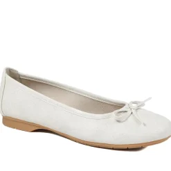 Short-Heeled Casual Pumps - Beige Snake