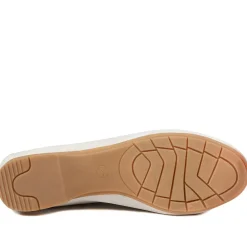 Short-Heeled Casual Pumps - Beige Snake