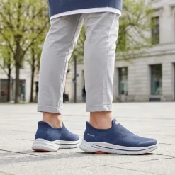 Skechers Extra Wide Slip-ins Go Walk 8 Trainers - Navy