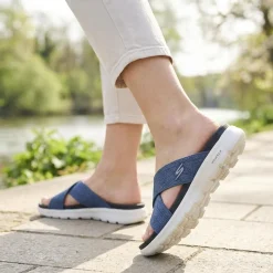 Skechers GO WALK Flex Sandal-Impressed - Navy