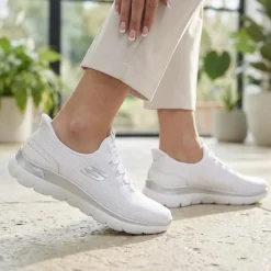 Skechers Slip-ins: Arch Fit Wide Fit Trainers - White