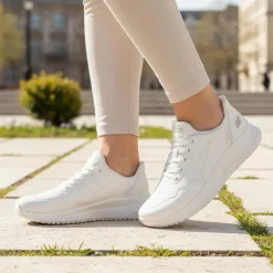 Skechers Slip-ins: BOBS Squad 4 Trainers - White