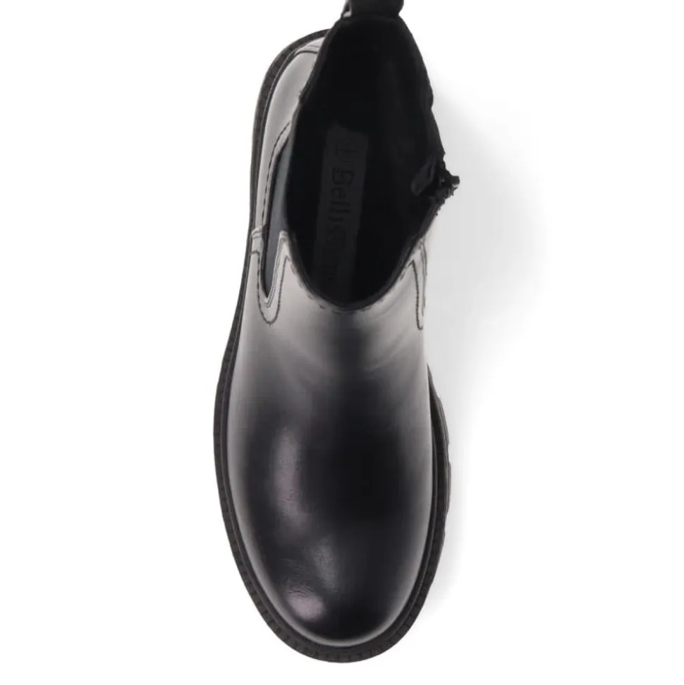 Slip-On Chelsea Boots - Black