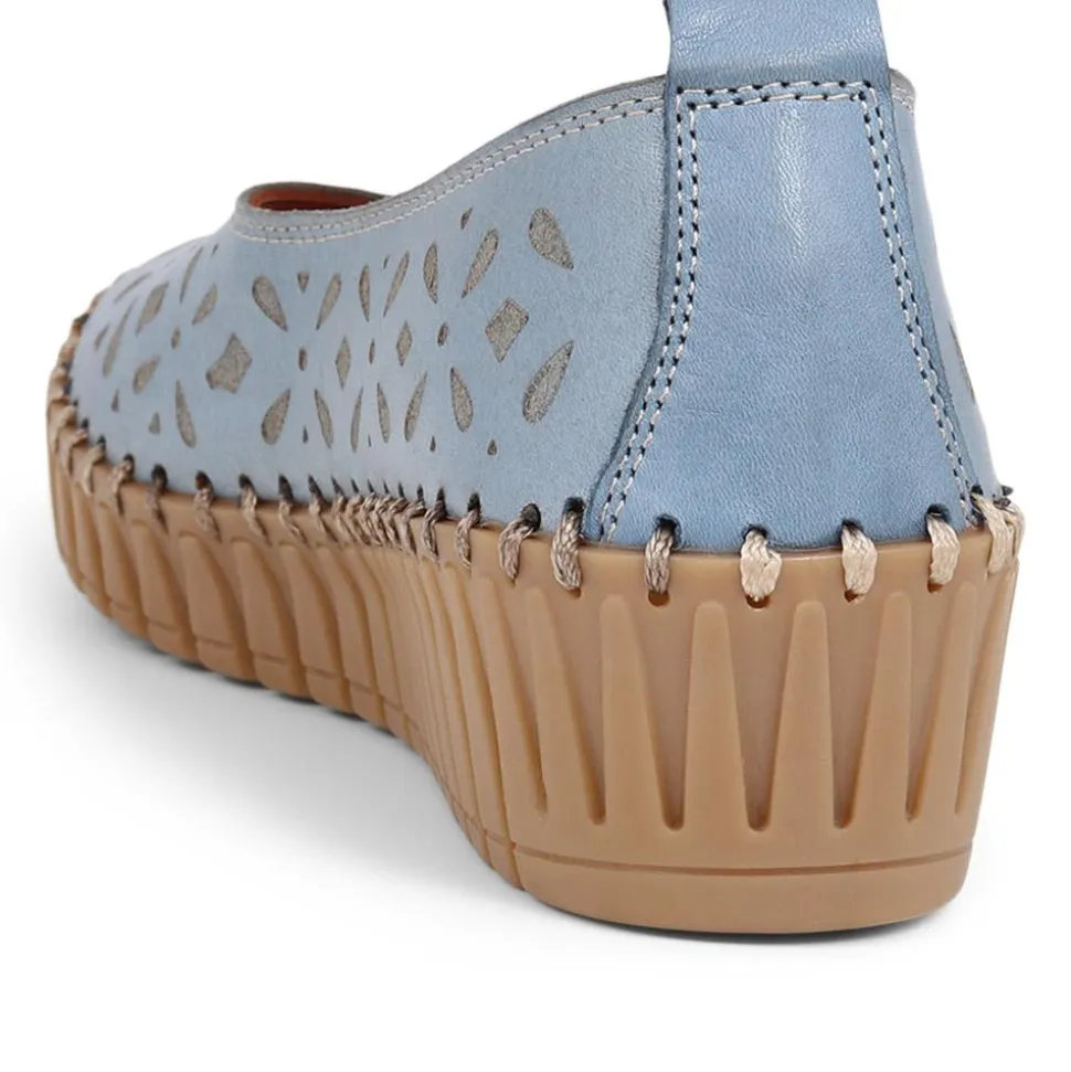 Slip-On Leather Pumps - Denim