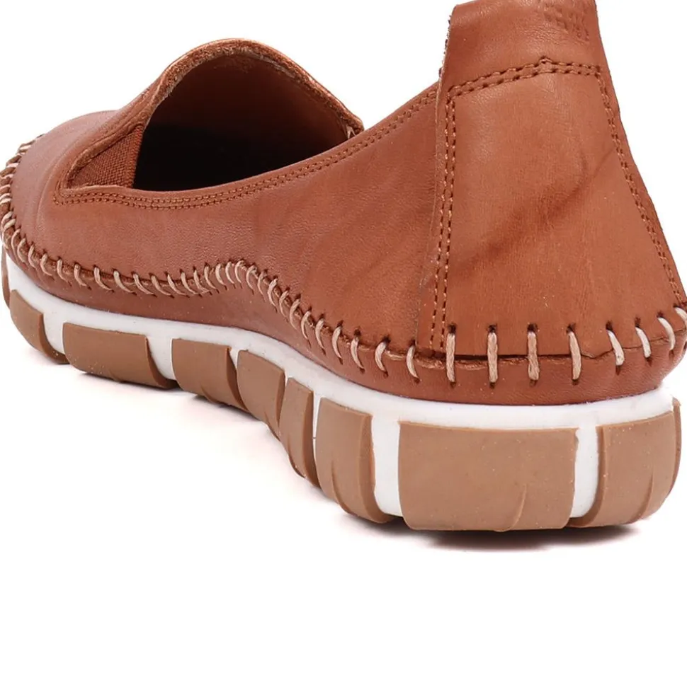 Slip-On Leather Pumps - Tan