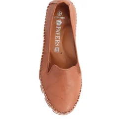 Slip-On Leather Pumps - Tan