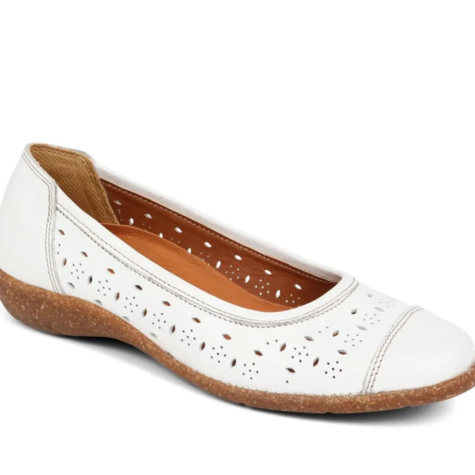 Slip-On Leather Pumps - White