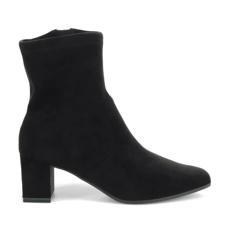 Smart Block-Heeled Ankle Boots - Black