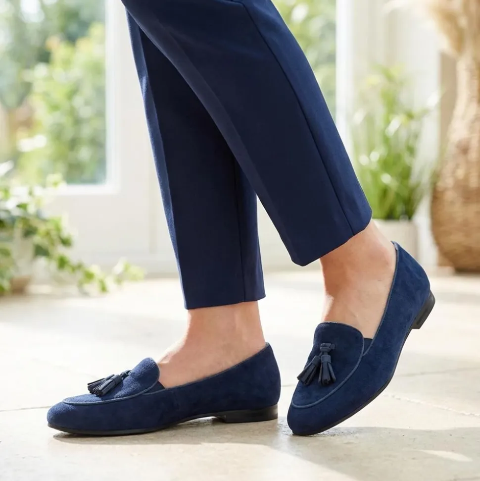 Smart Tasselled Heeled Loafers - Navy