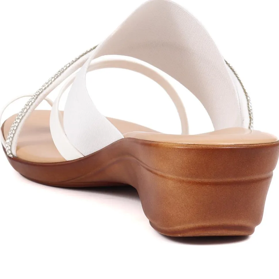 Smart Toe Post Sandals - White