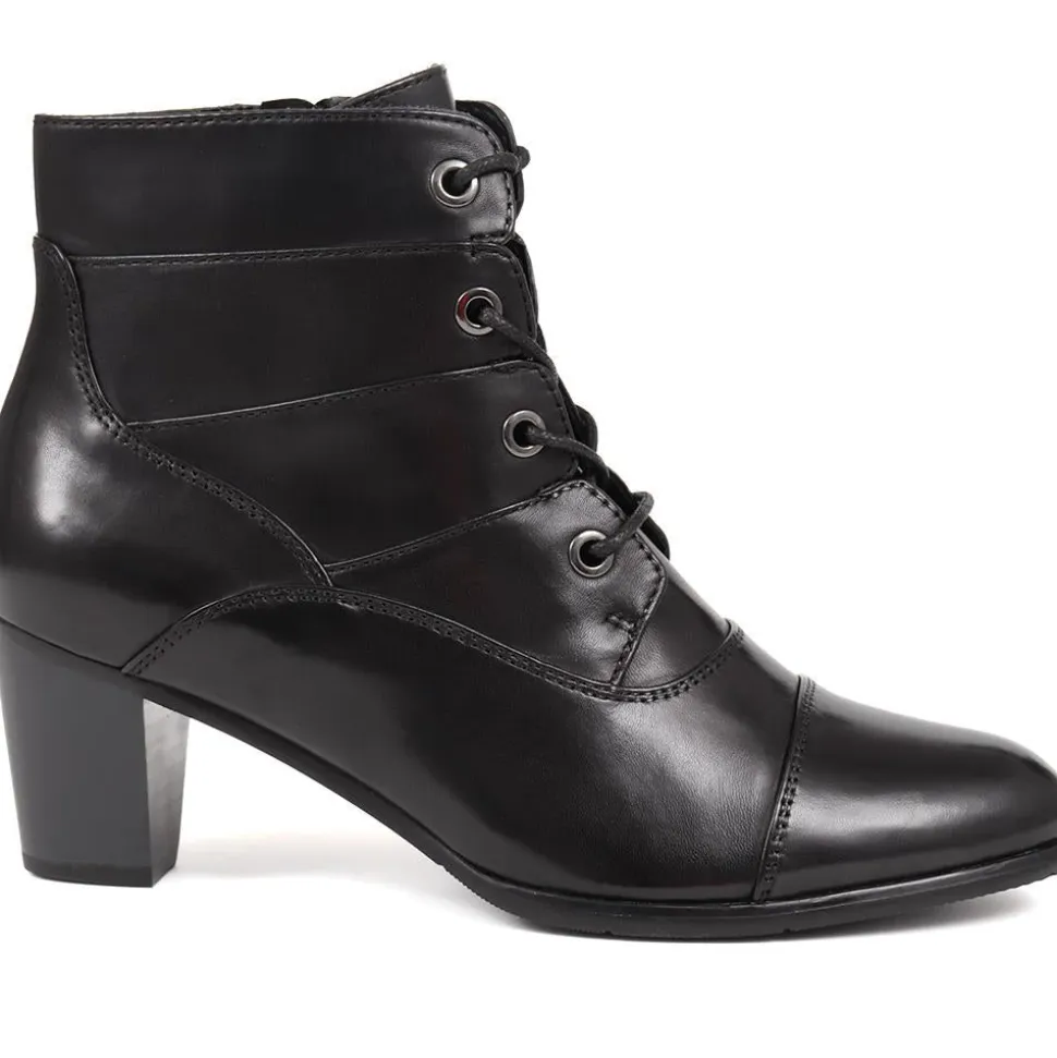 Sonia Heeled Boots - Black