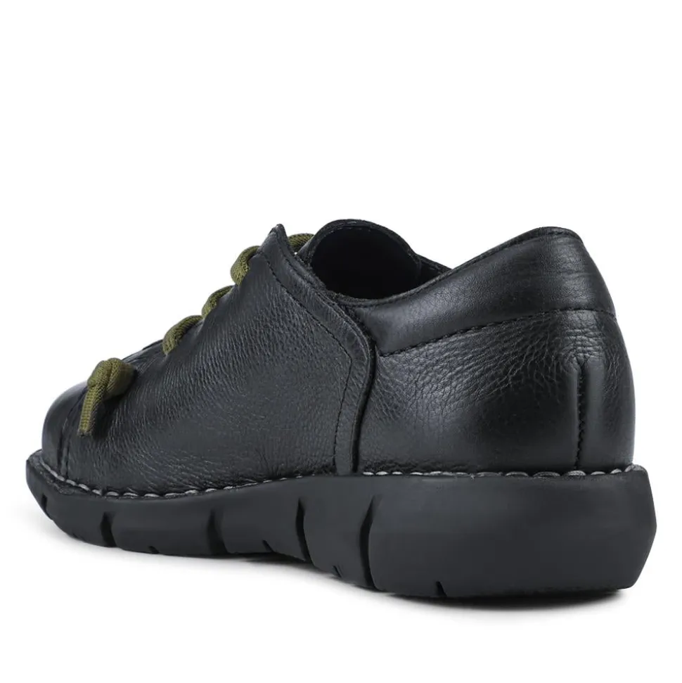 Thick Laced Leather Shoes - Black