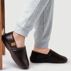 Warm Lightweight Slippers - Brown