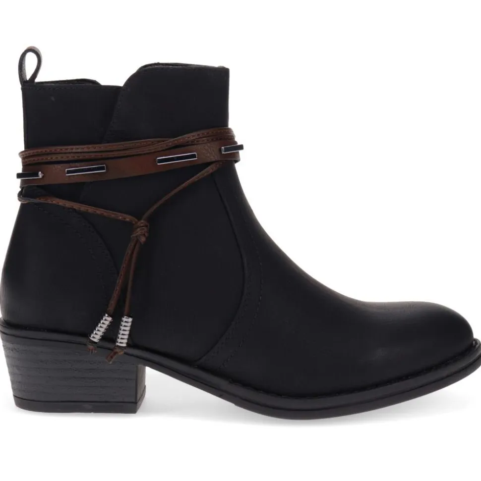Western-Heeled Ankle Boots - Black
