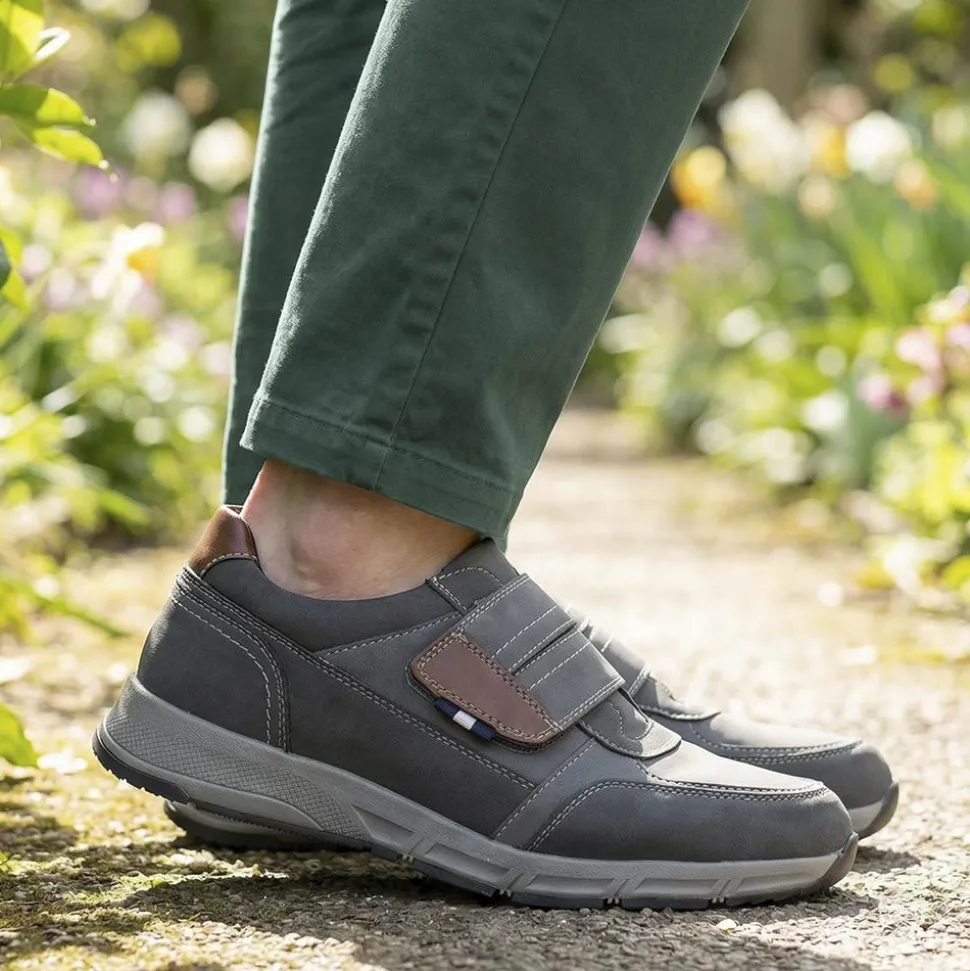 Wide Fit Adjustable Fasten Casual Shoes - Grey