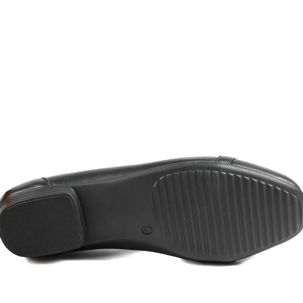 Wide Fit Buckle Detailed Pumps - Black